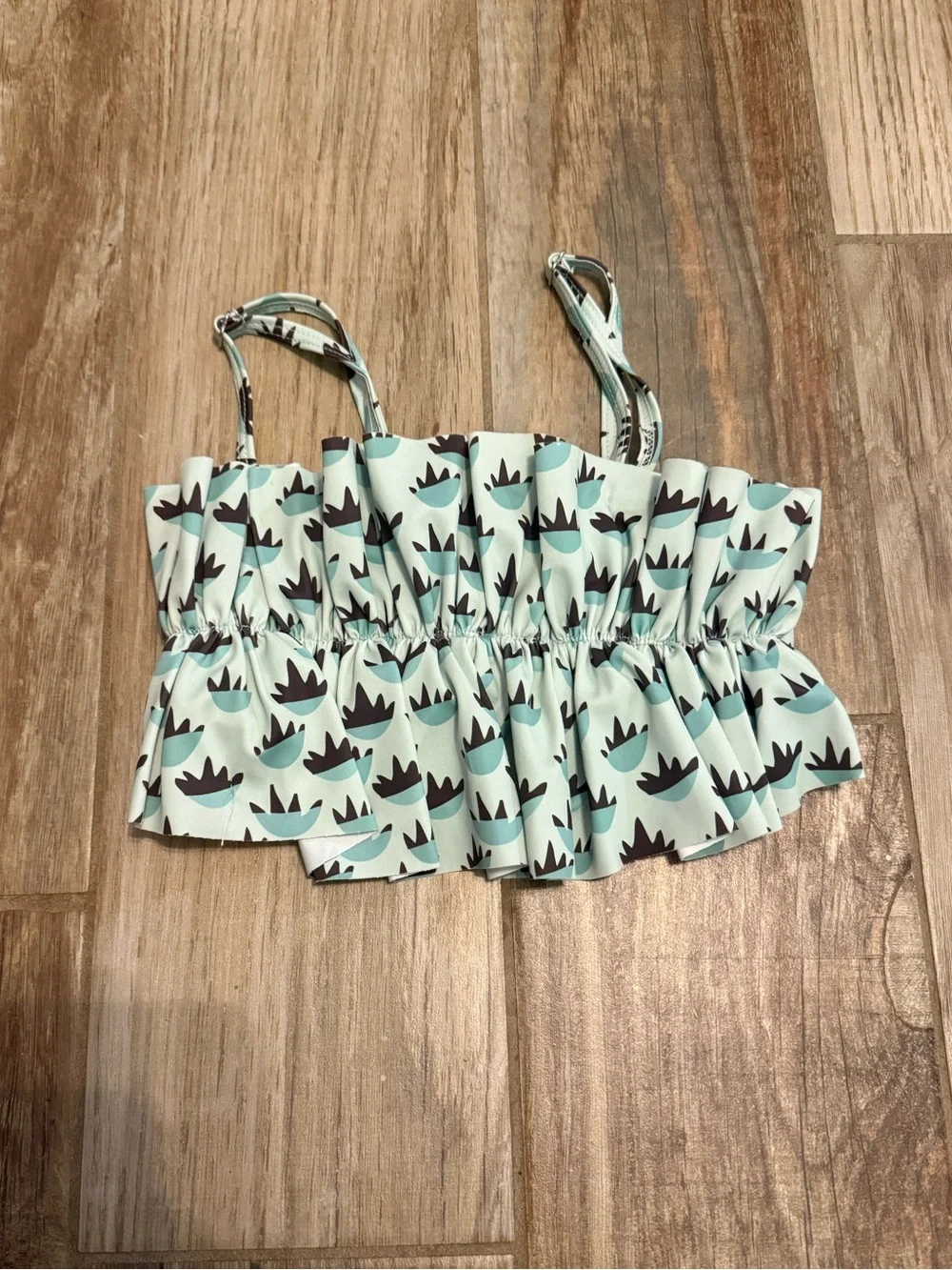Kornti Jeane Mint Bowls Mini Oversized Ruffle Top